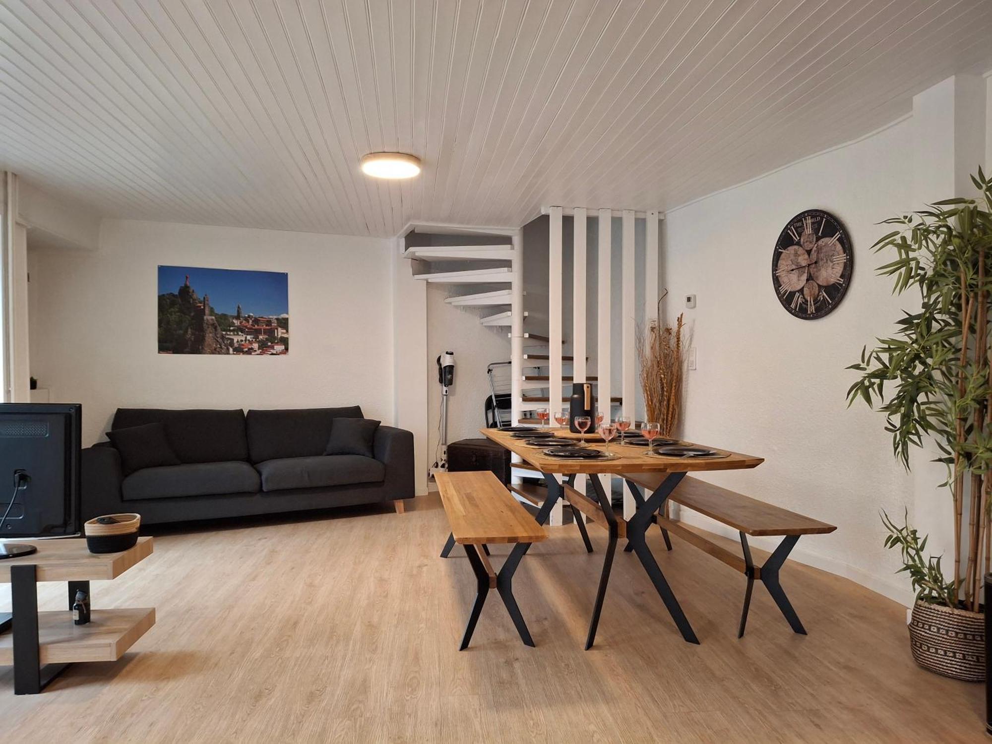 Vila Au Bon Endroit Aiguilhe Exteriér fotografie
